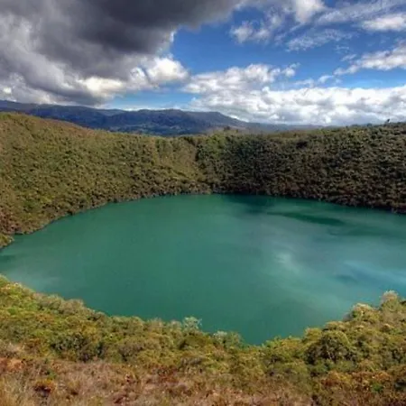 Cabana Vista Al Lago Tomine Y Naturaleza Guatavita Exterior photo