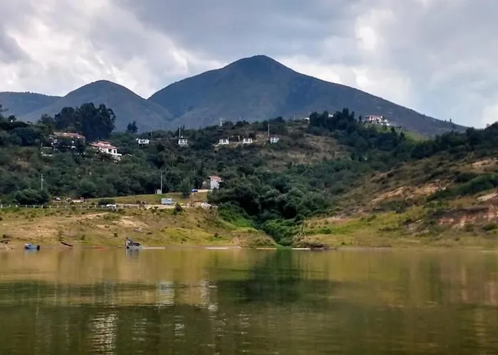 Cabana Vista Al Lago Tomine Y Naturaleza Guatavita